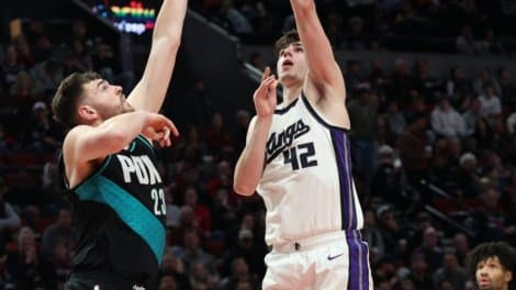 NBA : Maxime Raynaud signe une performance remarquable